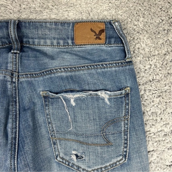 American Eagle Jeans Womens 0 Tom Girl Button Fly Regular Wash Distressed Holes - Picture 5 of 6